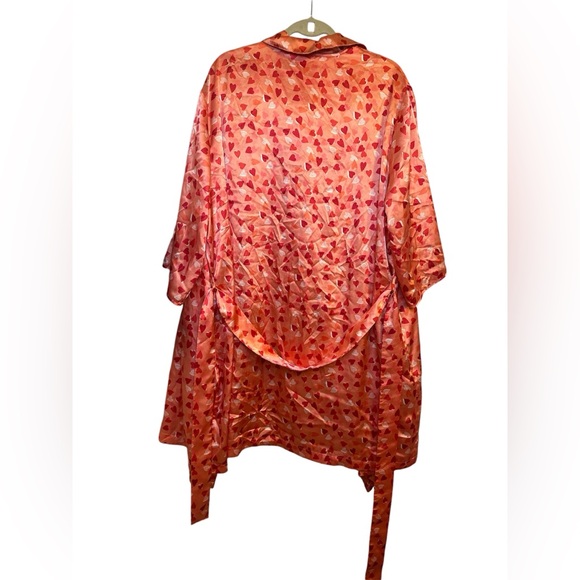 Cabernet | Soft Coral Hearts Robe, Top & Bottom Set Size Top & Bottom L Robe XL - Picture 8 of 8